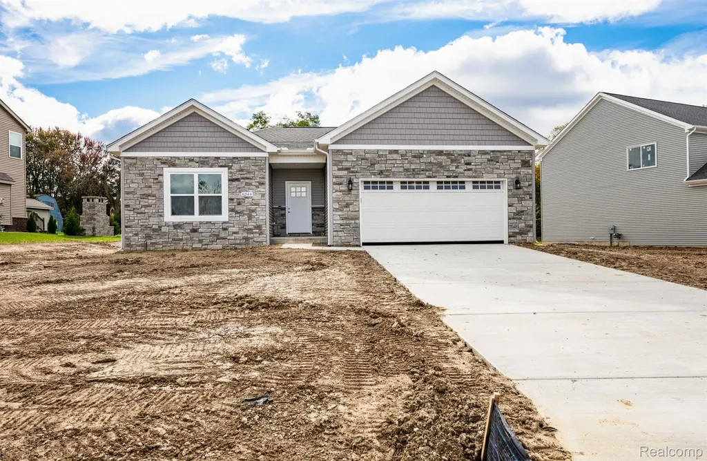 6064 Woodridge Lane Grand Blanc City MI 48439