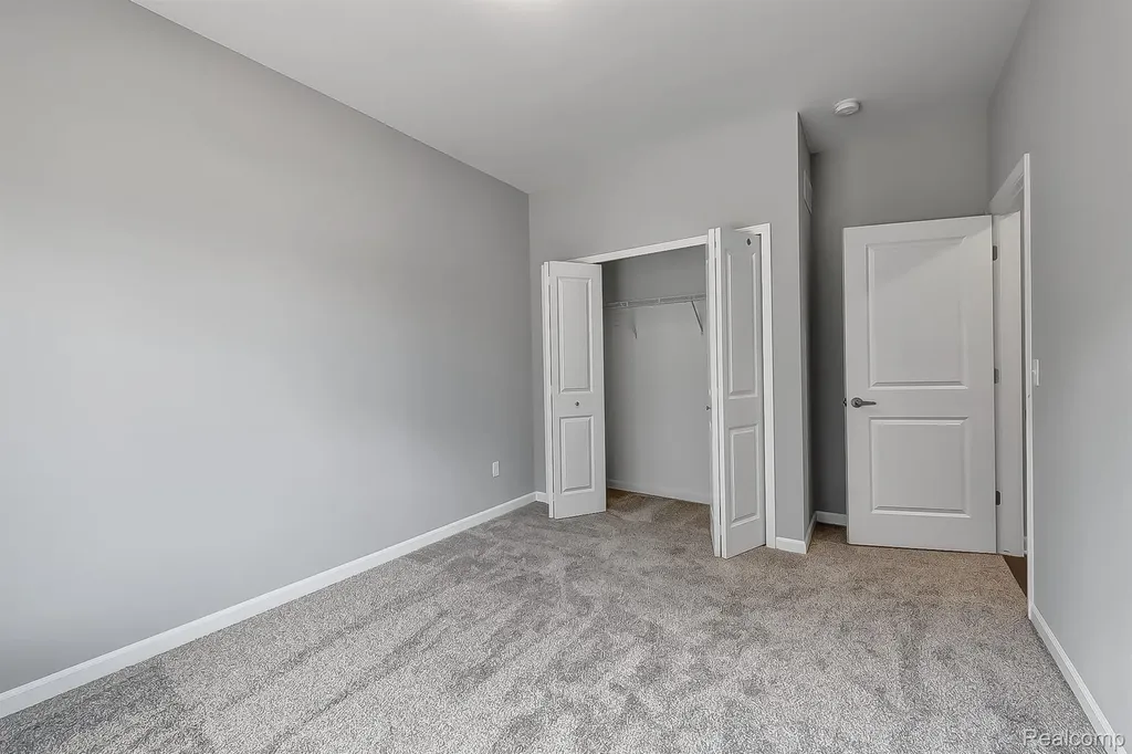 6064 Woodridge Lane Grand Blanc City MI 48439