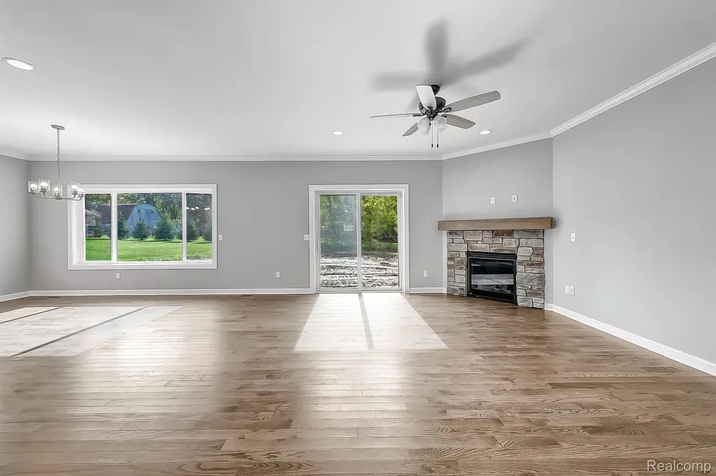 6064 Woodridge Lane Grand Blanc City MI 48439