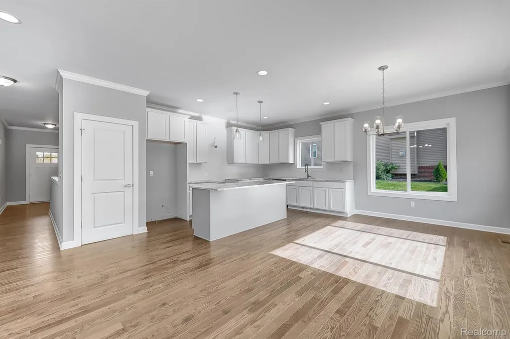 6064 Woodridge Lane Grand Blanc City MI 48439