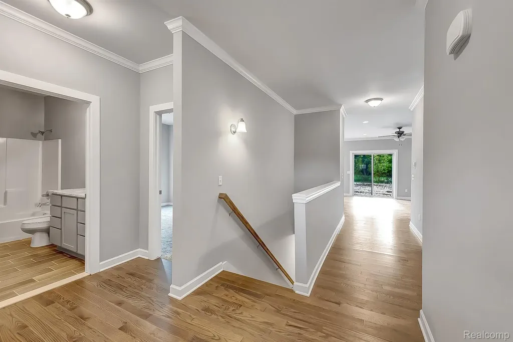 6064 Woodridge Lane Grand Blanc City MI 48439