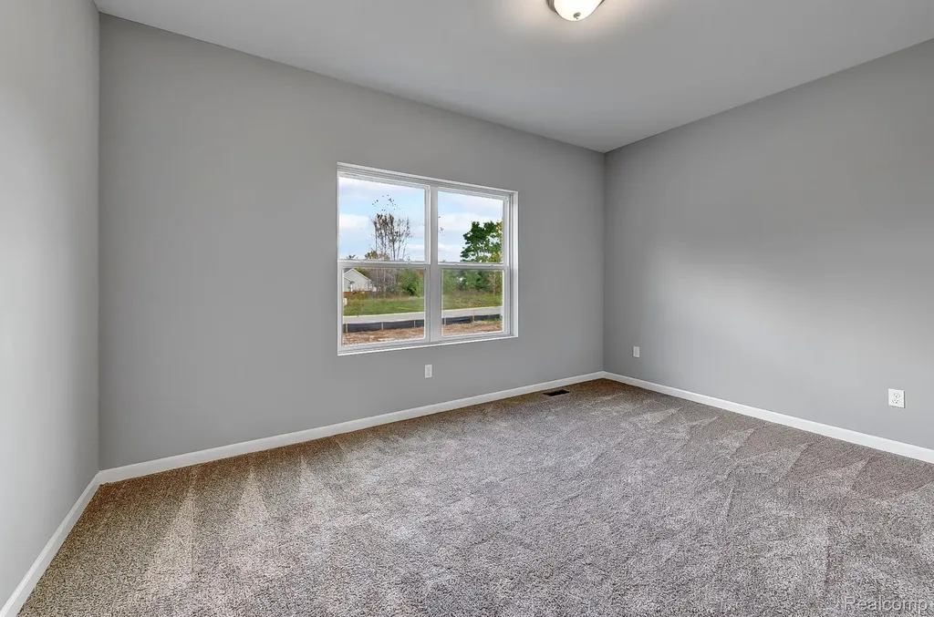 6064 Woodridge Lane Grand Blanc City MI 48439