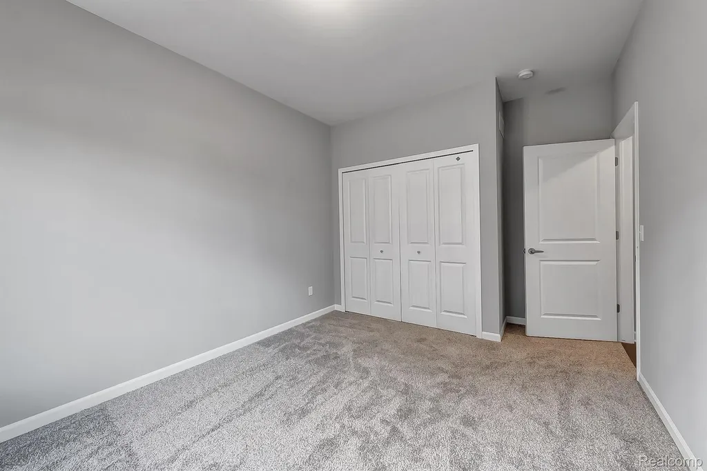 6064 Woodridge Lane Grand Blanc City MI 48439