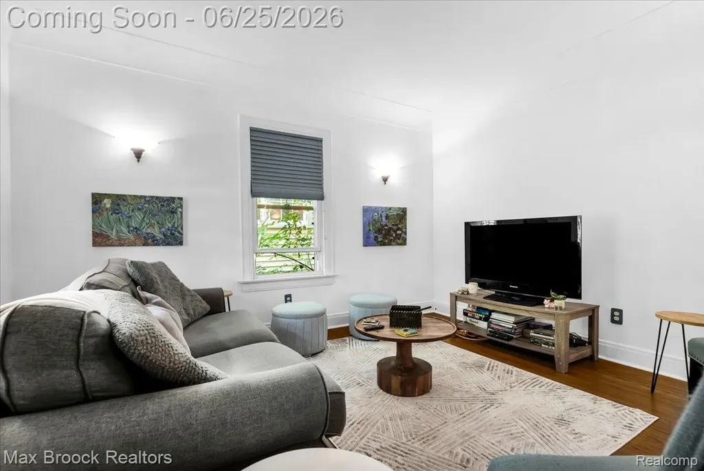 1432 E Park Place Ann Arbor City MI 48104