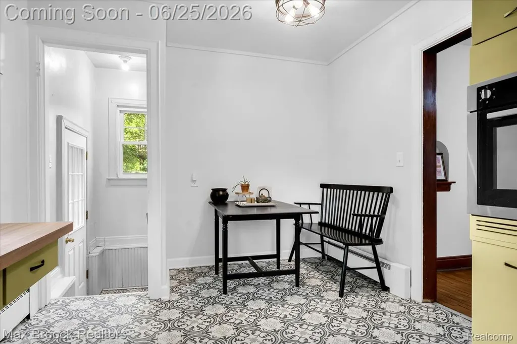 1432 E Park Place Ann Arbor City MI 48104