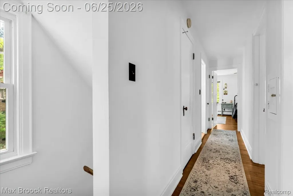 1432 E Park Place Ann Arbor City MI 48104