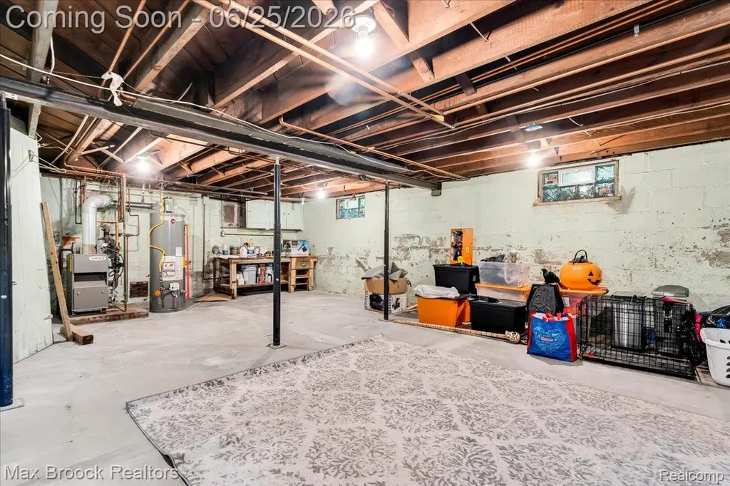1432 E Park Place Ann Arbor City MI 48104