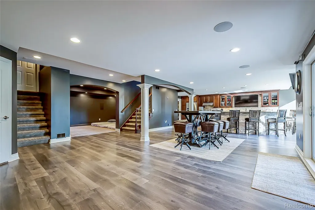 24935 Ravine Drive Lyon Charter Township MI 48178