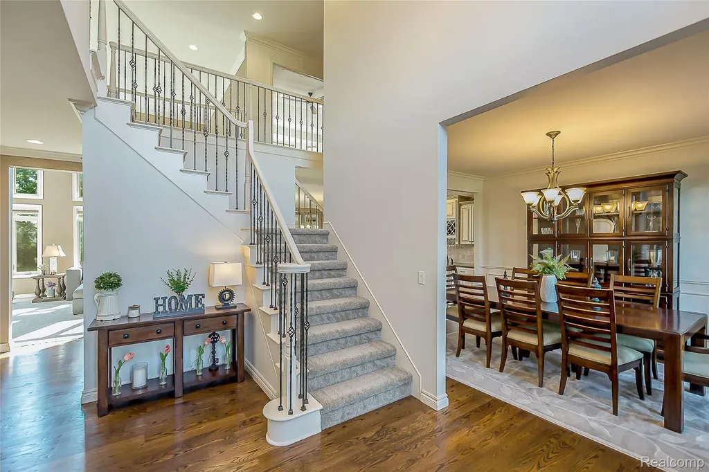 24935 Ravine Drive Lyon Charter Township MI 48178