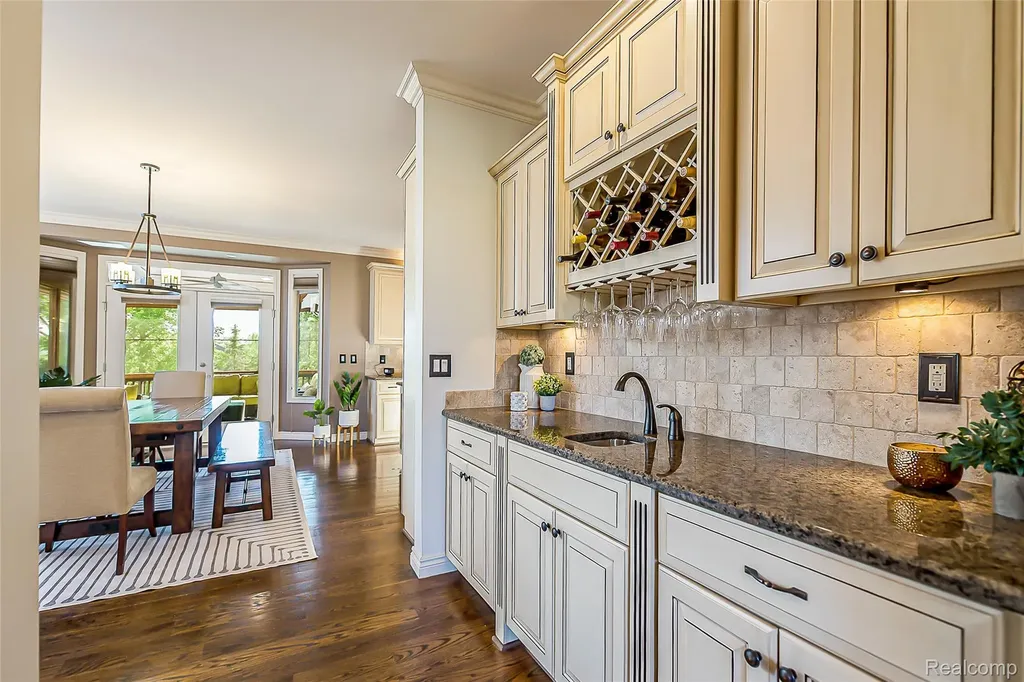 24935 Ravine Drive Lyon Charter Township MI 48178