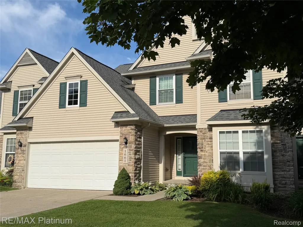 1661 Sanctuary Circle Oceola Township MI 48855