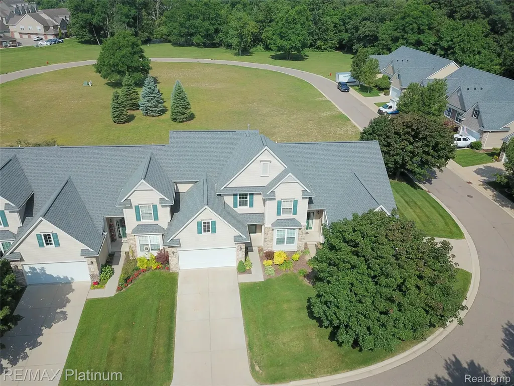 1661 Sanctuary Circle Oceola Township MI 48855