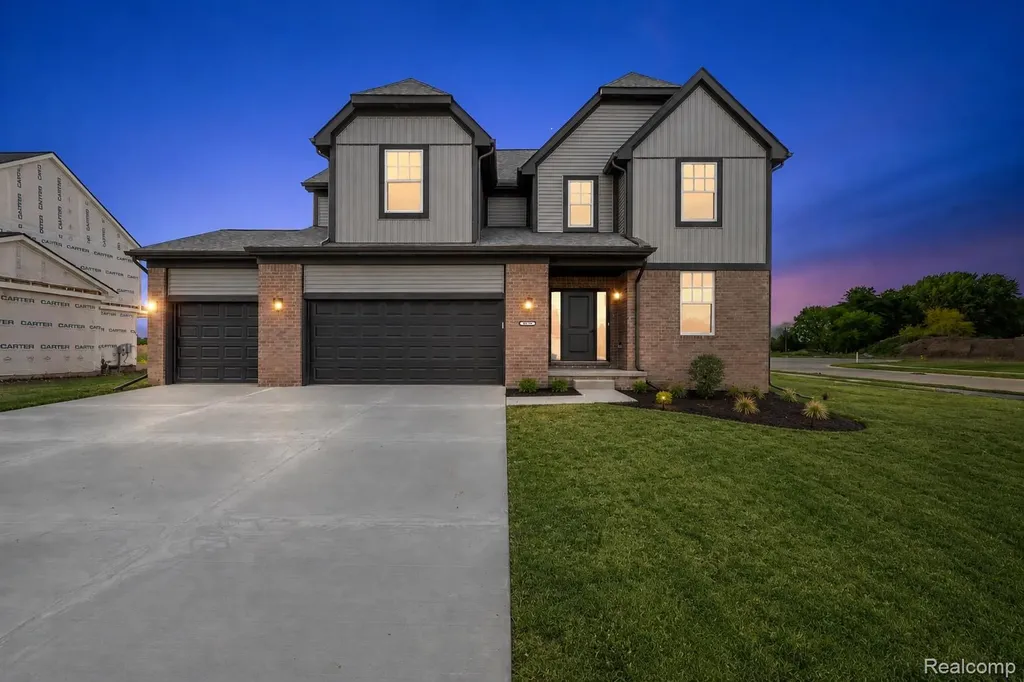 28325 Nadia Lane Chesterfield Township MI 48047
