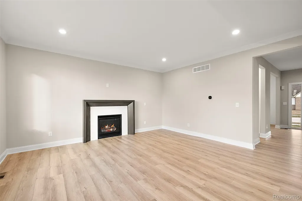 28325 Nadia Lane Chesterfield Township MI 48047