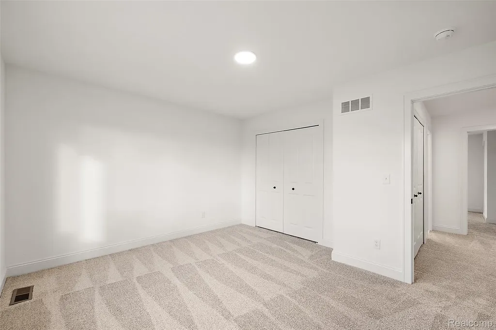 28325 Nadia Lane Chesterfield Township MI 48047