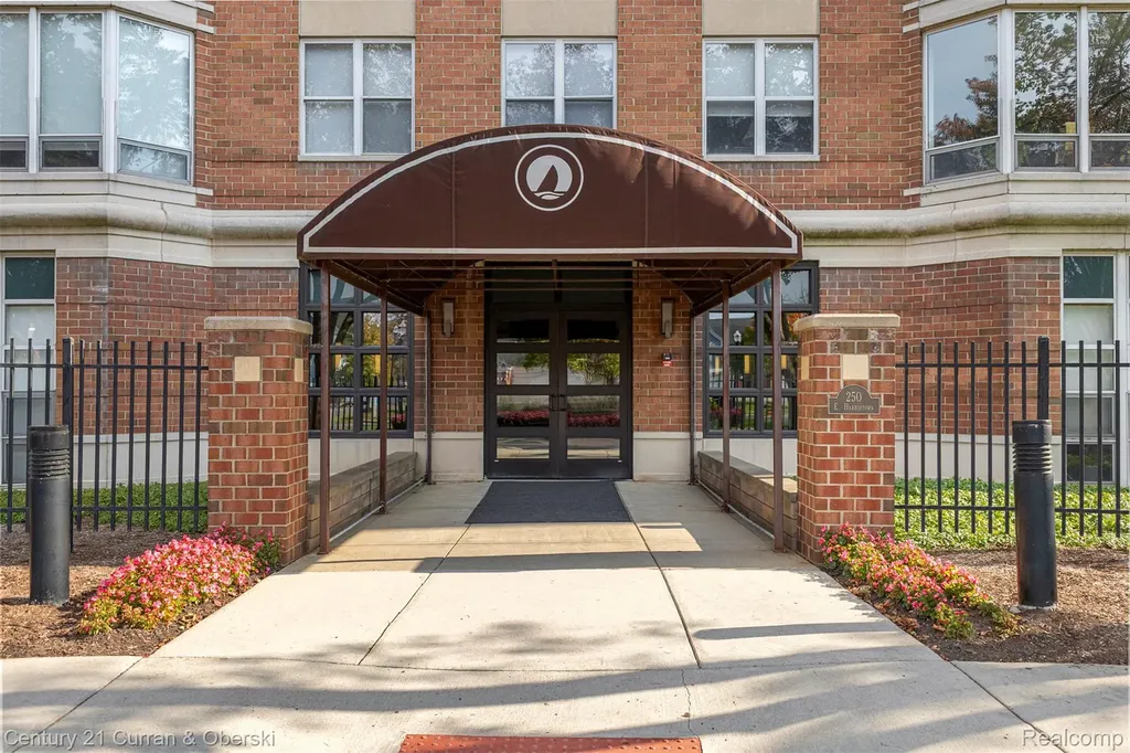 250 E Harbortown Drive Detroit City MI 48207