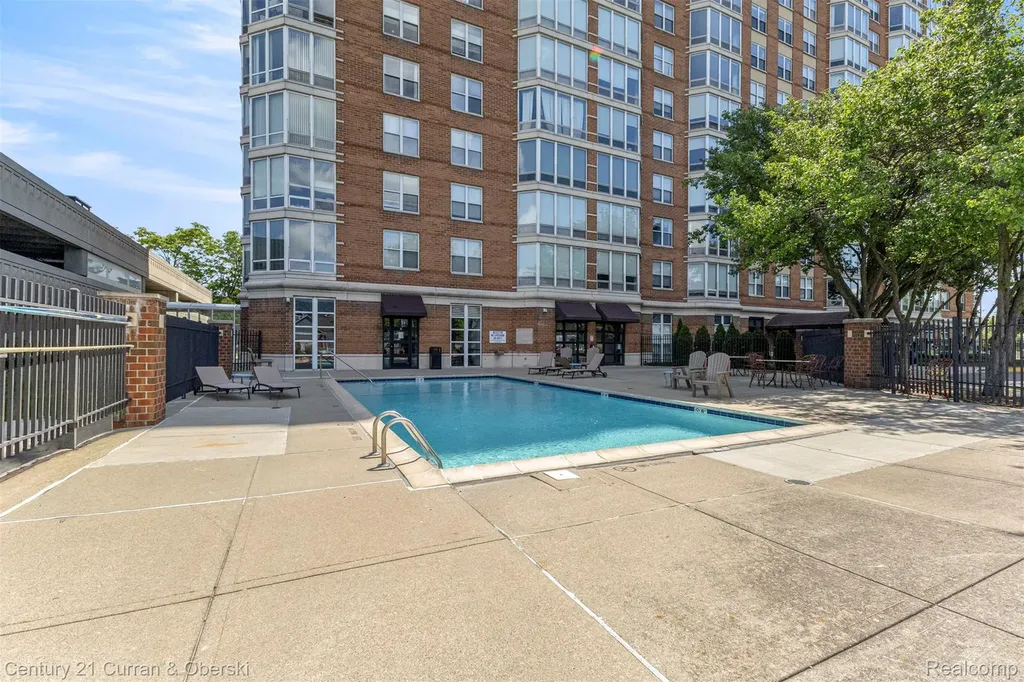 250 E Harbortown Drive Detroit City MI 48207