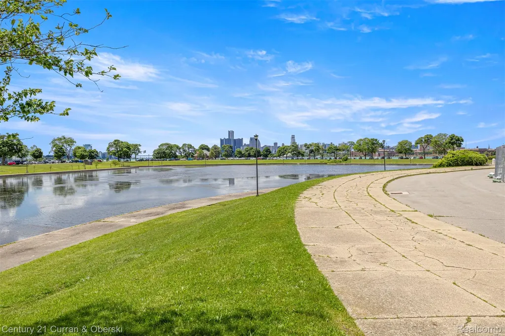 250 E Harbortown Drive Detroit City MI 48207