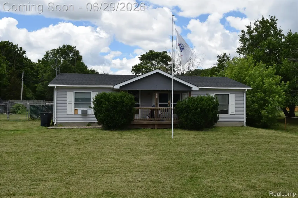 2140 S Dye Road Flint Charter Township MI 48532