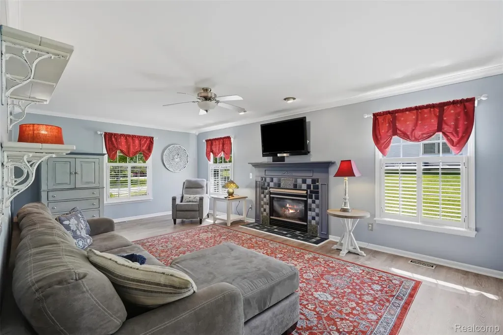 11673 Orchardview Drive Fenton City MI 48430