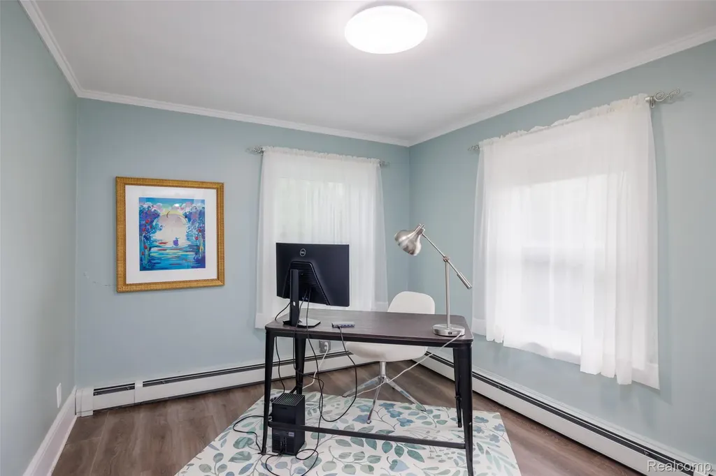 189 Cloverly Road Grosse Pointe Farms City MI 48236