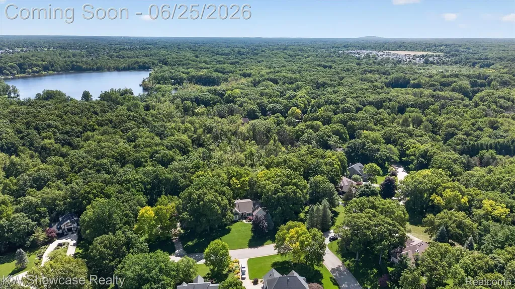 11073 Sandy Creek Drive Green Oak Township MI 48178