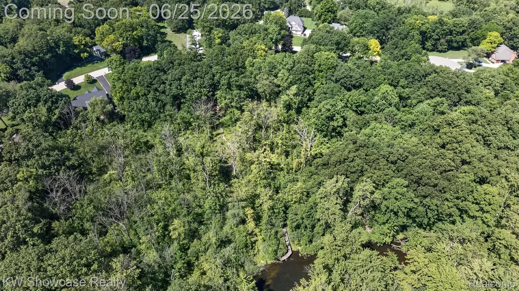 11073 Sandy Creek Drive Green Oak Township MI 48178