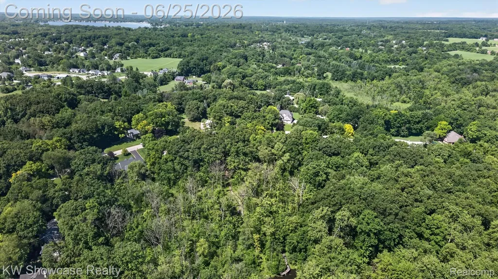 11073 Sandy Creek Drive Green Oak Township MI 48178