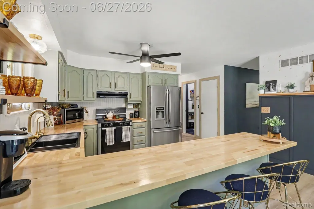 2905 German Road Oregon Township MI 48421