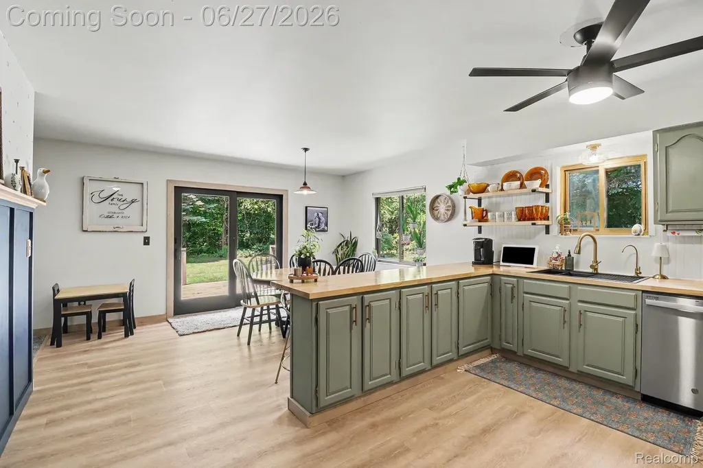 2905 German Road Oregon Township MI 48421