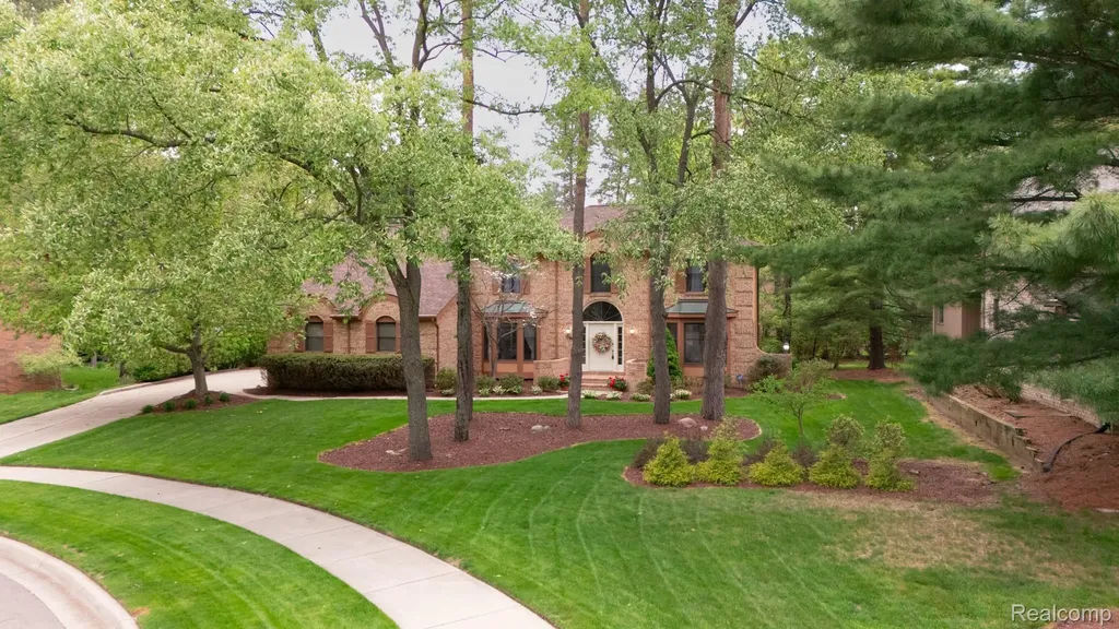 1790 Sashabaw Drive Meridian Charter Township MI 48864