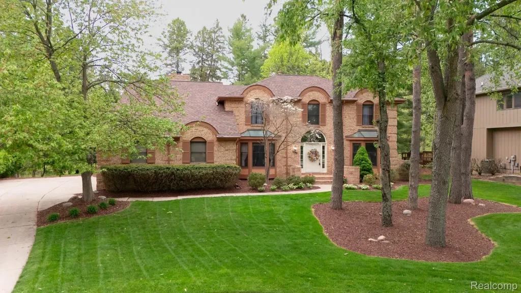 1790 Sashabaw Drive Meridian Charter Township MI 48864