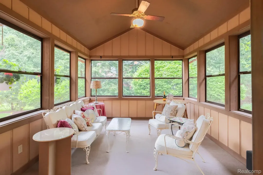1790 Sashabaw Drive Meridian Charter Township MI 48864