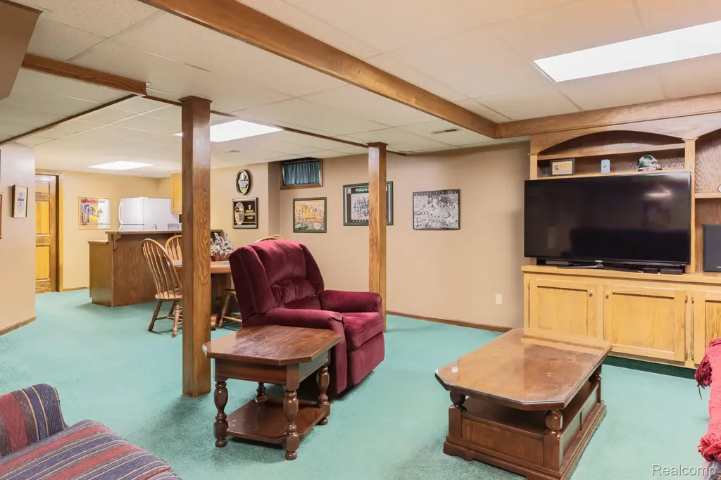 1790 Sashabaw Drive Meridian Charter Township MI 48864