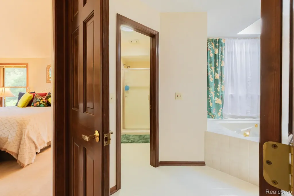 1790 Sashabaw Drive Meridian Charter Township MI 48864
