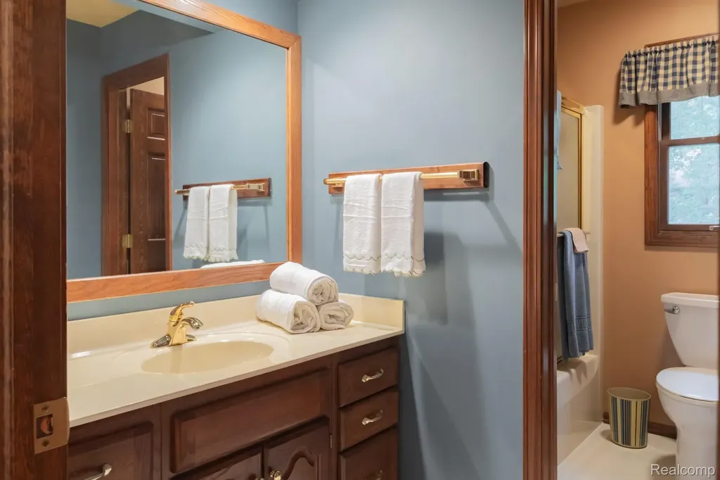 1790 Sashabaw Drive Meridian Charter Township MI 48864