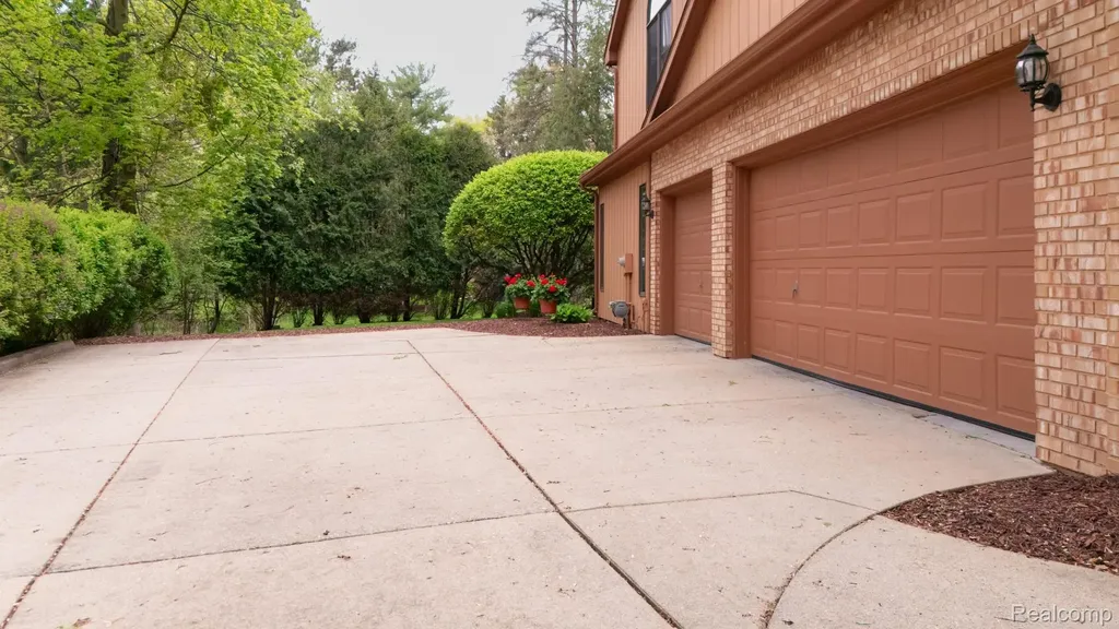 1790 Sashabaw Drive Meridian Charter Township MI 48864
