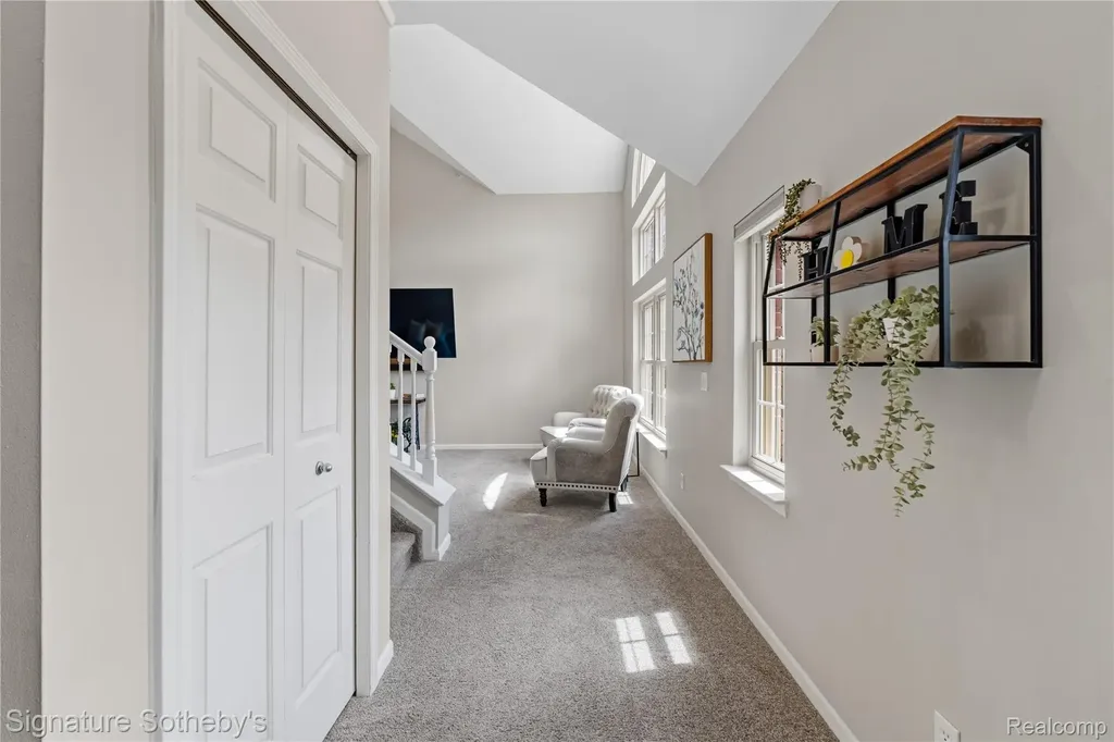 601 Village Lane Milford Village MI 48381