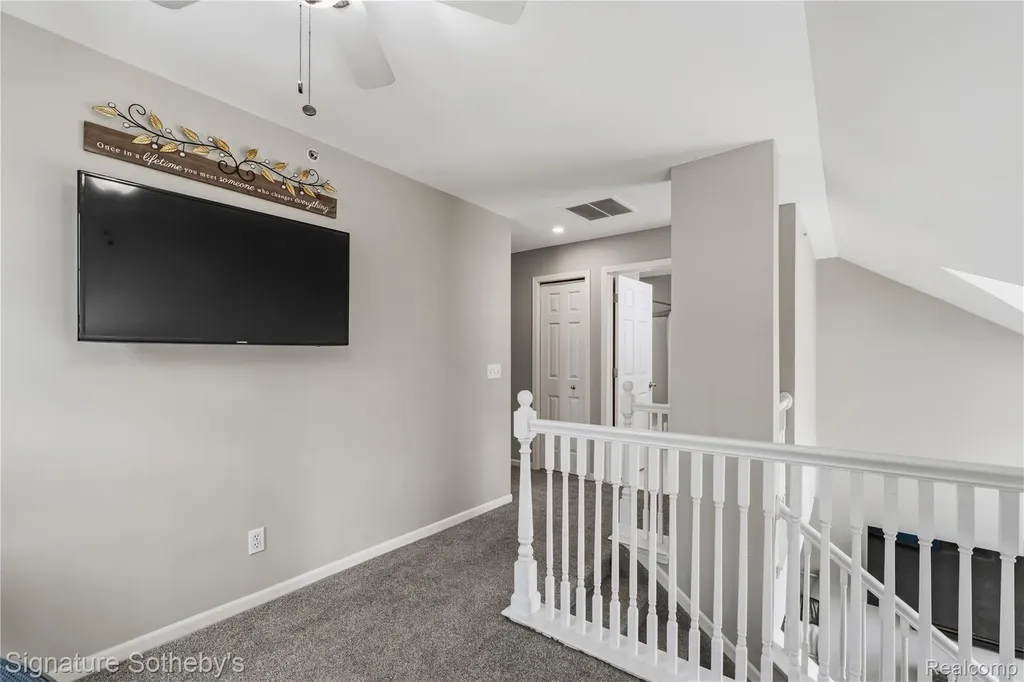 601 Village Lane Milford Village MI 48381
