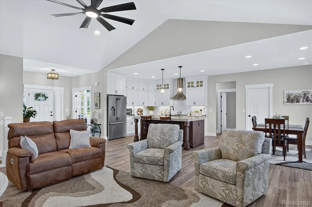 1212 Candlelight Court Brighton Township MI 48114