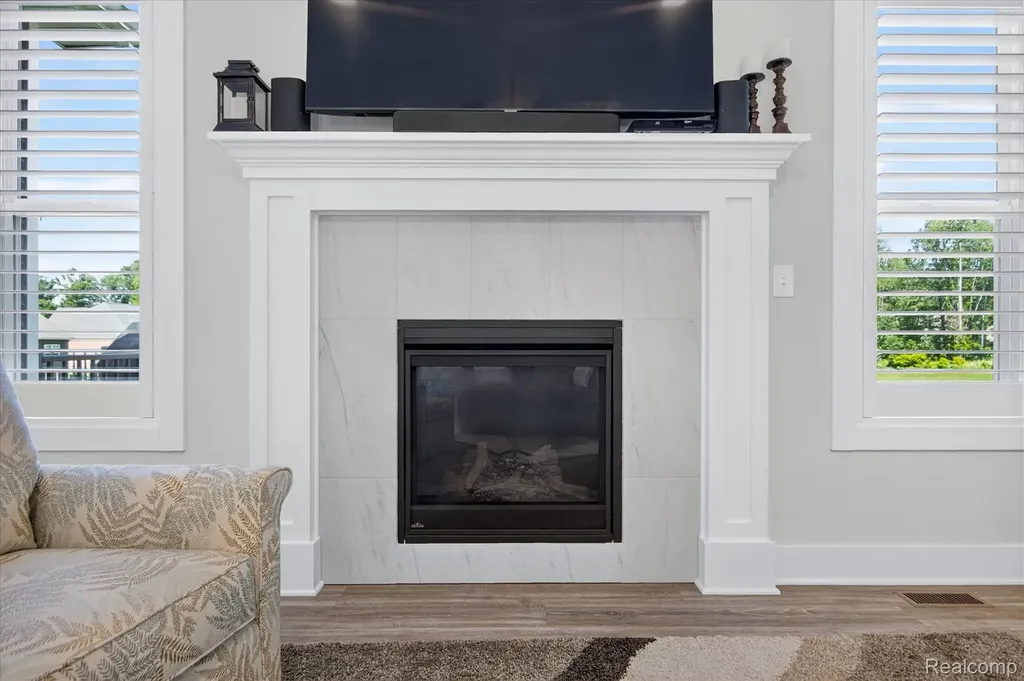 1212 Candlelight Court Brighton Township MI 48114