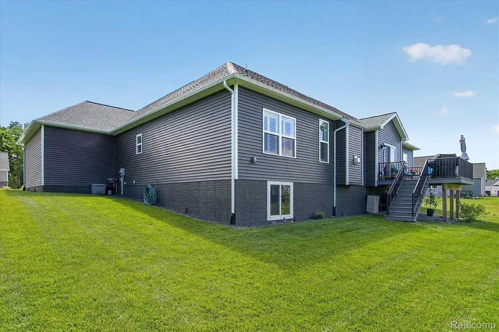 1212 Candlelight Court Brighton Township MI 48114
