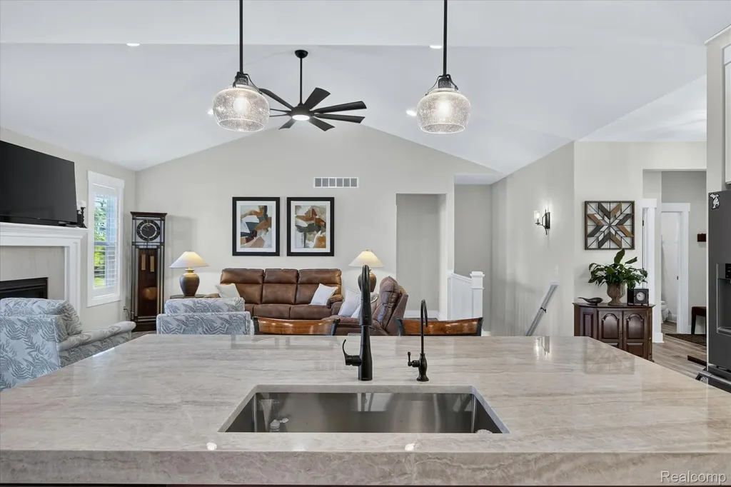 1212 Candlelight Court Brighton Township MI 48114