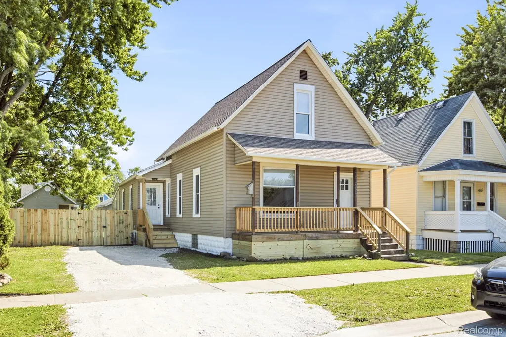 1126 Miller Street Port Huron City MI 48060
