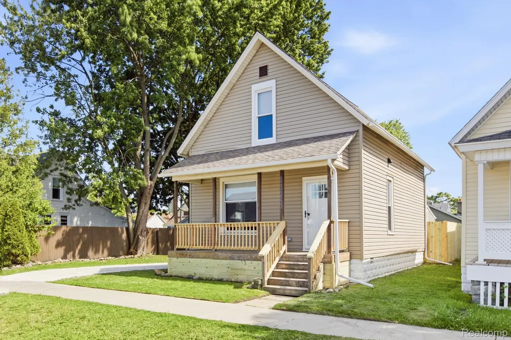 1126 Miller Street Port Huron City MI 48060