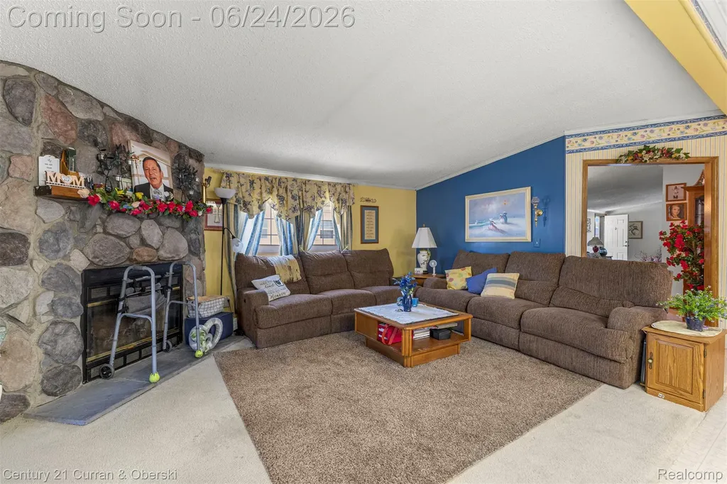14142 Wilson Drive Wilson Plymouth City MI 48170