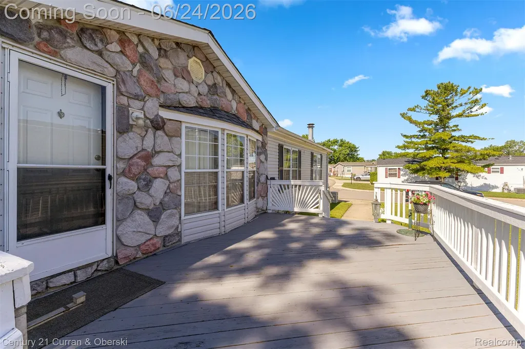 14142 Wilson Drive Wilson Plymouth City MI 48170