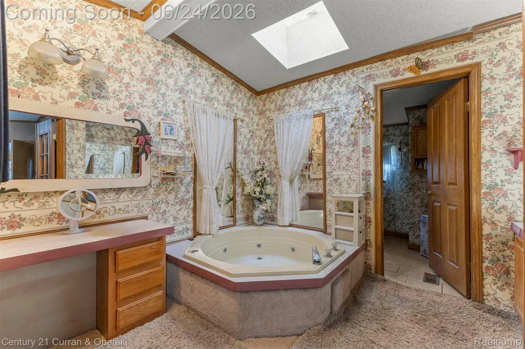 14142 Wilson Drive Wilson Plymouth City MI 48170