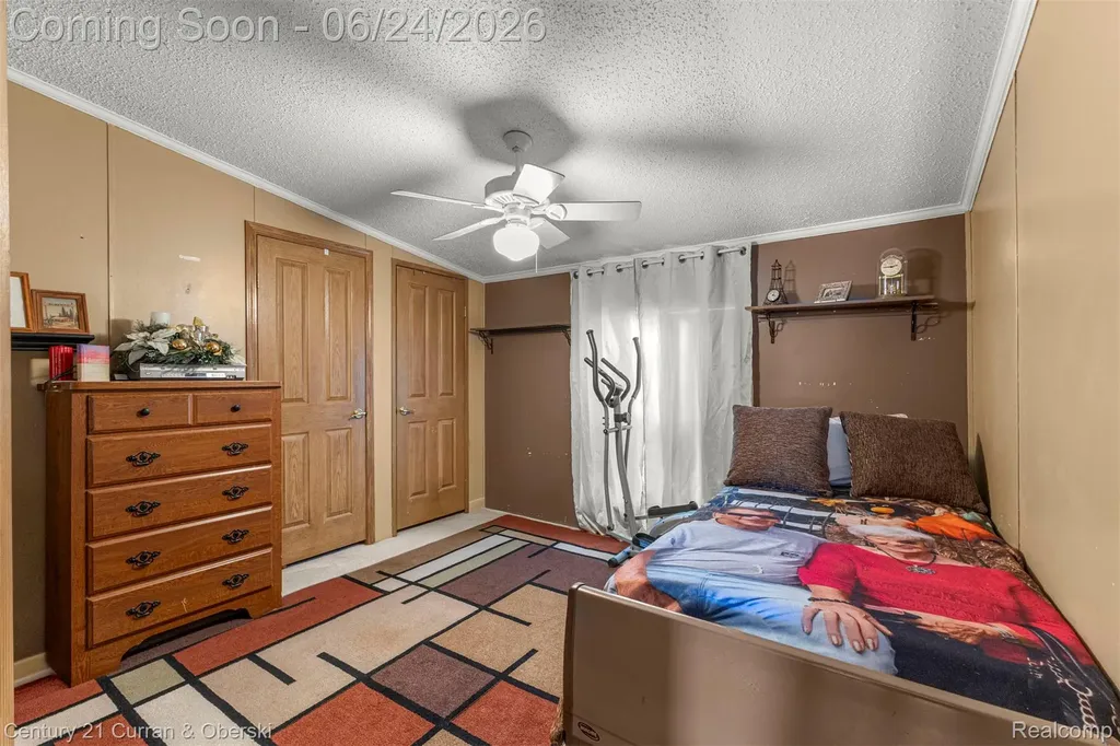 14142 Wilson Drive Wilson Plymouth City MI 48170