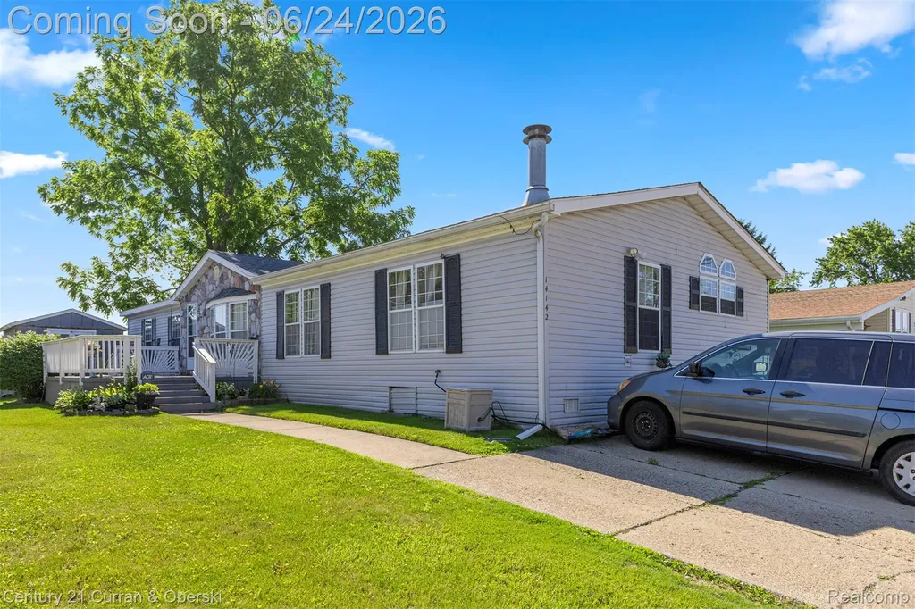 14142 Wilson Drive Wilson Plymouth City MI 48170